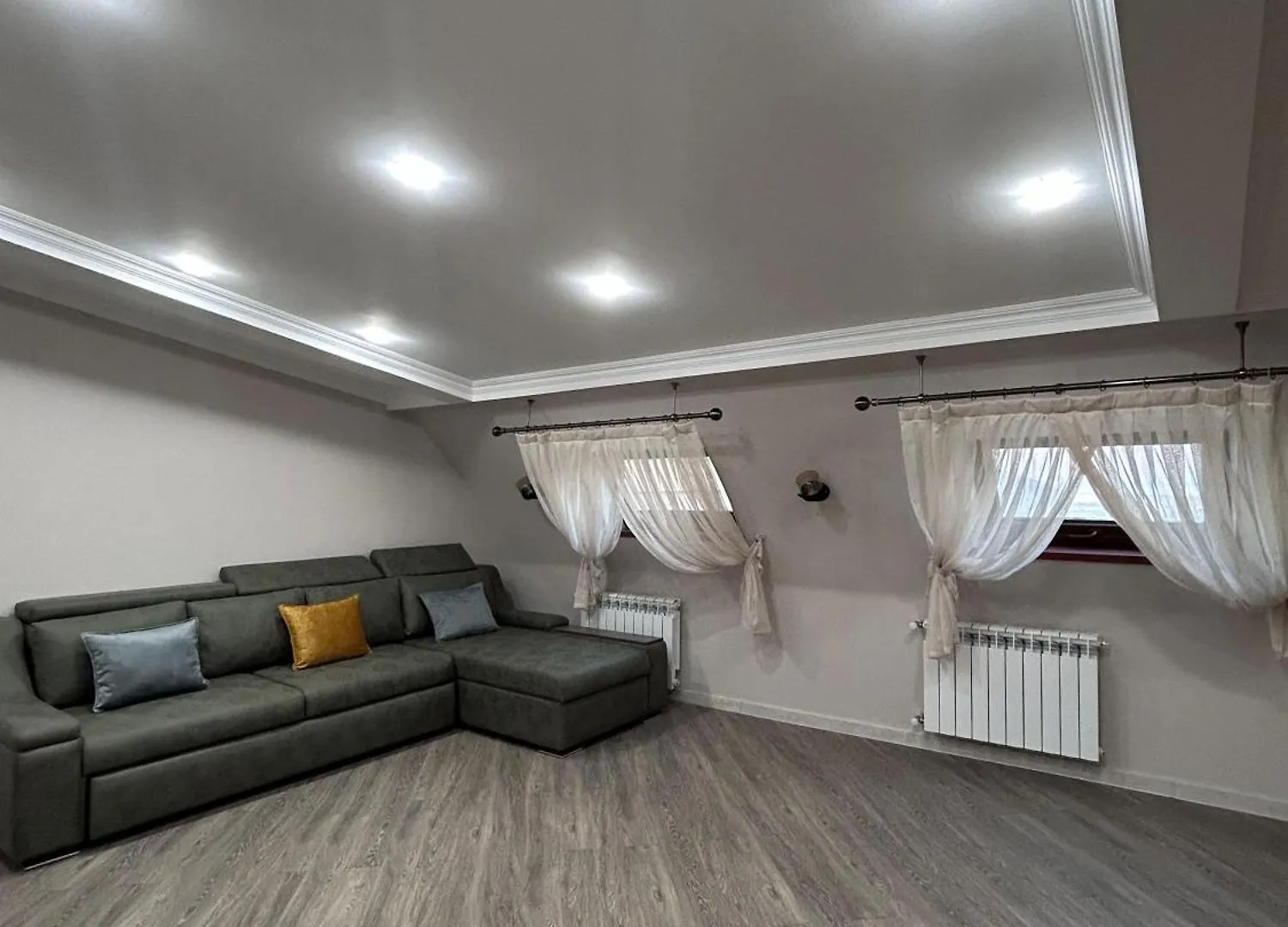3Floor 4Bedroom Seaside Apart Baku 0*,  Azerbaïdjan